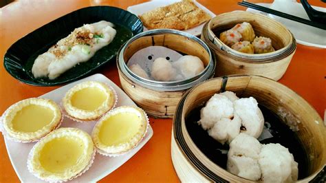 It can range from savory dumplings, buns, and noodle rolls to sweet puddings and tarts. Top 10 Dim Sum Restaurants in Singapore