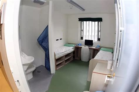 Inside Britains Biggest Prison Where Inmates Have Access To Their Own