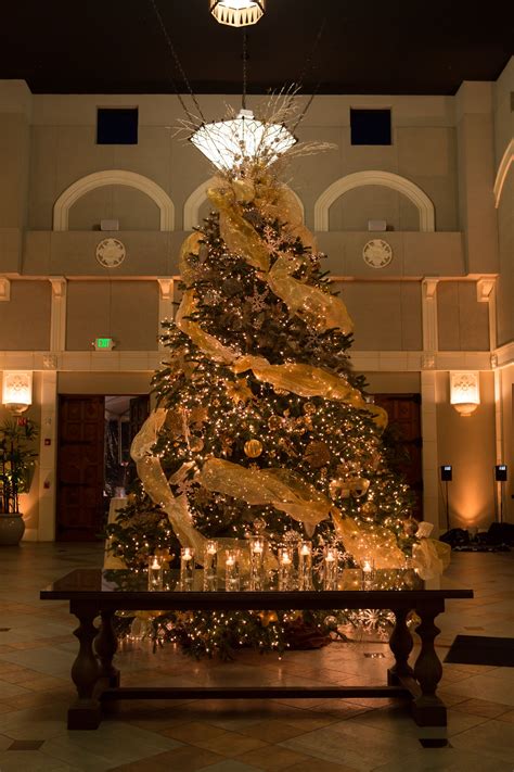 Holiday Tree at Casa Real Entrance Hall | Holiday tree, Holiday decor, Holiday