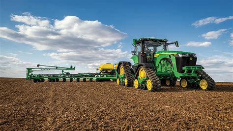 John Deere Introduces The 8rx Tractor The Heavyquip Magazine