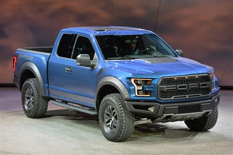2017 Ford Raptor Revealed At The Detroit Auto Show Pakwheels Blog