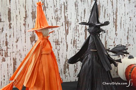 Many people spend days, not to mention a small fortune, making their homes look scary and fun. DIY dyed cornhusk witch Halloween decoration - Everyday Dishes