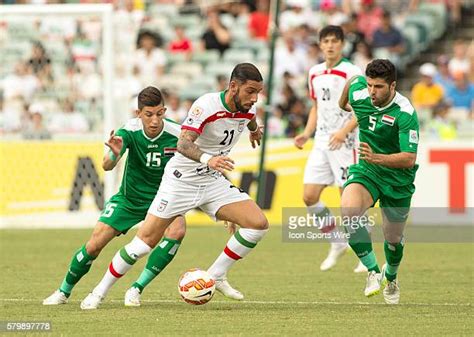 Dhurgham Ismael Fußball Photos And Premium High Res Pictures Getty Images