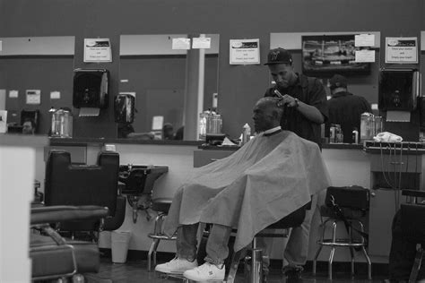 Madison Barbershop Promotes Black Mens Health Former Badger Football