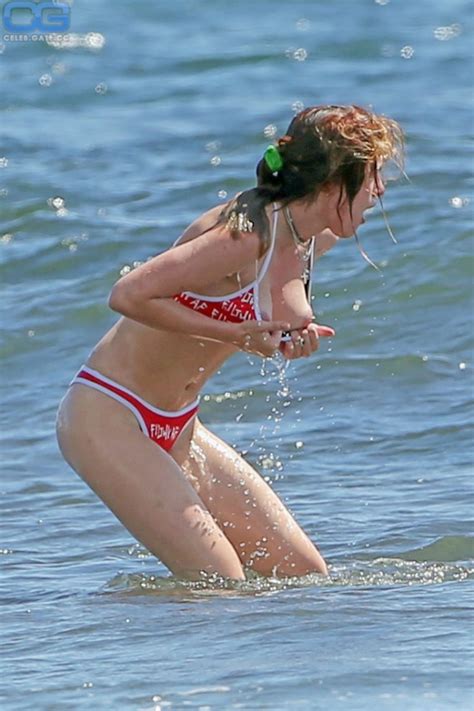 Bella Thorne Nackt Nacktbilder Playboy Nacktfotos Fakes Oben Ohne