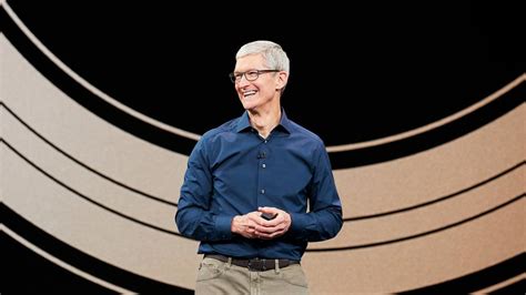 Apple Topples Microsoft To Regain Title Of Most Valuable Company