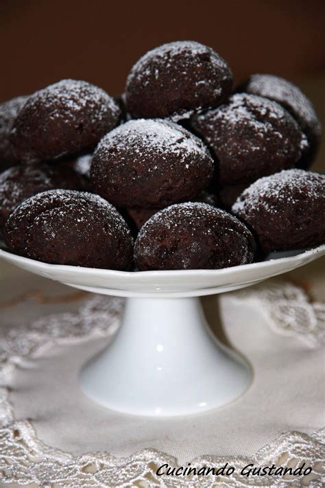 Leggi la ricetta facile e veloce! Biscotti al cioccolato senza burro,biscotti al cioccolato