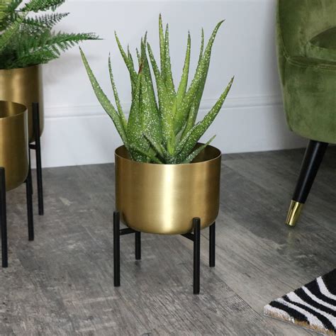 gold planter  stand small