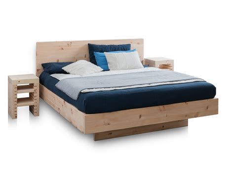 Costruiti interamente in legno massello di cirmolo, sono il fulcro della. Letto Essenziale in cirmolo - Pedano