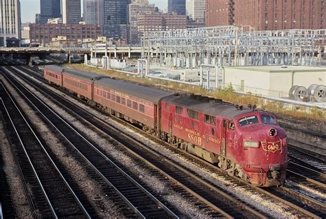 Gmando F3a 880b Leaving Union Station In Chicago With Commut Flickr