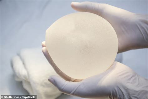Breast Implants Tied To Rare Cancer Can Remain On The Market Us