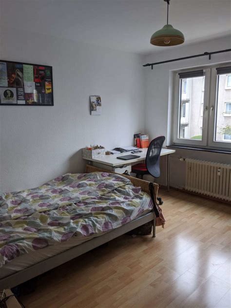 Darmstadt · 194 m² · haus. Spar nicht bei Netto, spar bei der Miete! - WG-Zimmer in ...