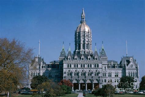 Connecticut State Capitol Building Photograph By Photo Researchers