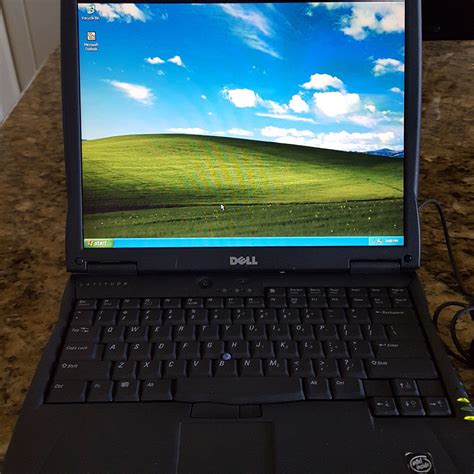 Dell Latitude Laptop Windows Xp 256mb 20 Gb Refurbished Old Stock Works