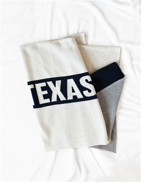 Texas Blanket Barefoot Campus Outfitter