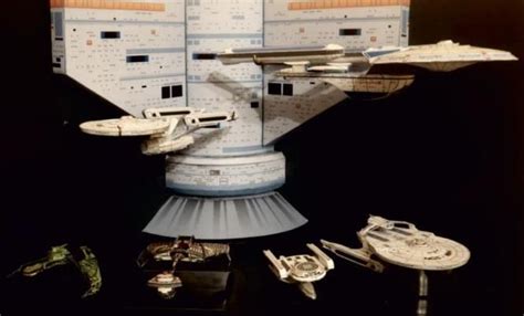 Papermau Star Trek Spacedock Paper Model By Rawen Via Pr Models
