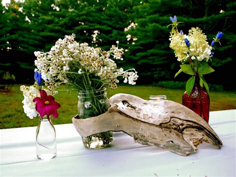 See more ideas about wedding centerpieces, wedding, centerpieces. Wedding centerpiece. Driftwood with bouquets. | Homemade ...