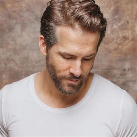 You can try ryan reynolds haircut easily if you explore these awesome looks listed below. 50 Stunning Ryan Reynolds Haircuts - Trendy Superhero