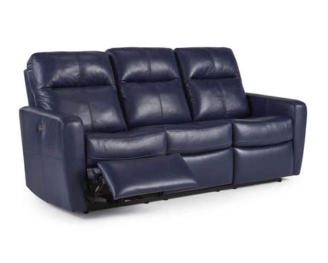 Comfortable options like chenille, microfiber, and polyester or super luxe options like velvet or leather (so you can get that recliner sectional leather you've had your heart set on). Reclining Leather Sofas | Michigan's Best | Be Seated ...