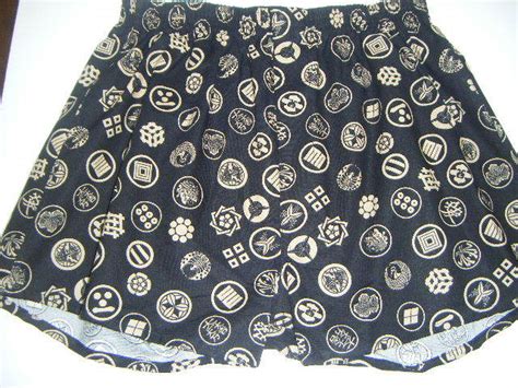 さくらがーでん (しろすず) マスターさんのよわよわ棒に負け癖付けちゃいまーす (fate/grand order) 中国翻訳 dl版. ヨーロッパ人の憧れ 家紋？ | ～浅草『とらんくすや。』の浅草 ...