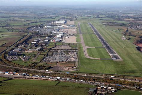 two planes collide at east midlands airport the independent the independent