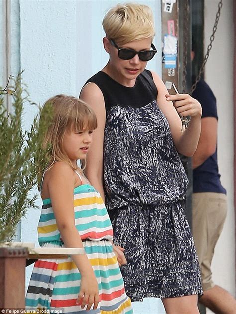 michelle williams takes adorable daughter matilda for a shopping trip in los angeles daily