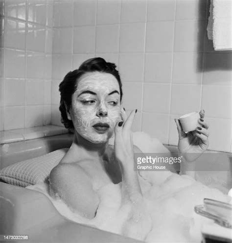 Vintage Woman Bath Photos And Premium High Res Pictures Getty Images