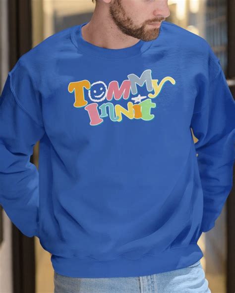 Tommyinnit Sweatshirts Tommyinnit Blue Merch Pullover Sweatshirt