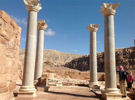 Temple Columns At Petra Ancient Wonders Of The World Wonders Of The
