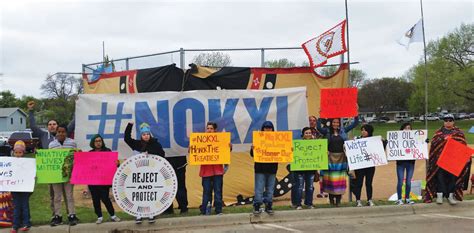 Native Sun News Keystone Protesters Greet President Obama