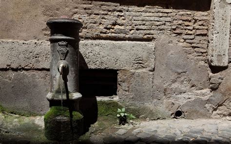 Rome Turns Off Its Historic Big Nose Drinking Fountains As Drought
