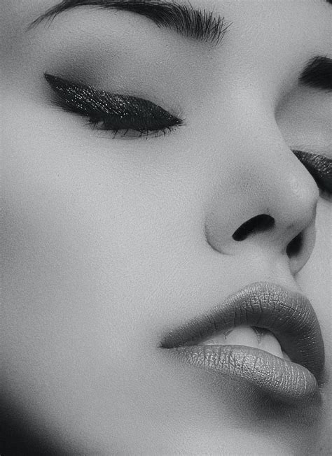 Model Face Portrait Monochrome Women Makeup Closed Eyes Closeup