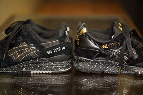 Asics tiger gel lyte v mens leather retro fashion trainers green. atmos x Asics GEL-LYTE V Black/Gold | HYPEBEAST