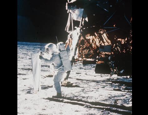 Footage Of The Moon Landing 20th July 1969 1969 Man Takes First