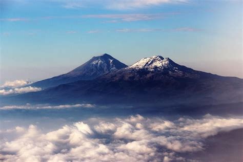 Popocatepetl And Iztaccíhuatl Volcanoes Mexico Iztaccihuatl