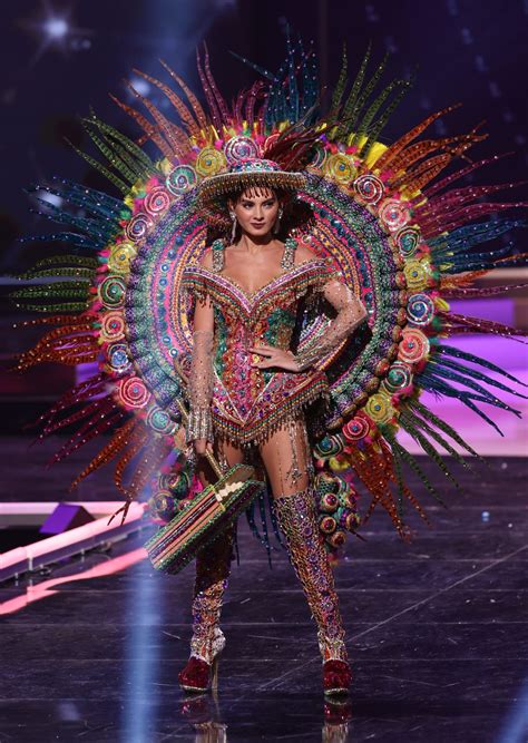 los trajes típicos latinoamericanos más espectaculares de miss universo people en español