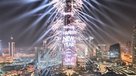 Dubais Burj Khalifa To Welcome New Years Eve With Fireworks Laser