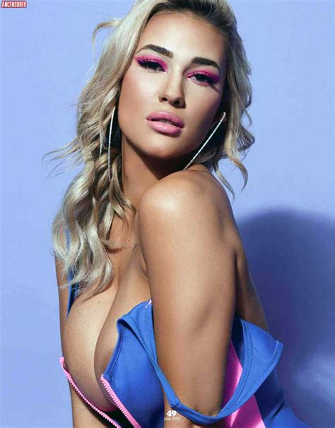 Julieta Rodríguez desnuda en Playboy Magazine México