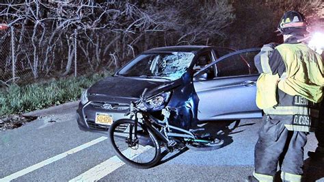 Police Bicyclist Dies After Being Hit By Car In Holtsville Newsday