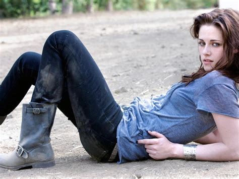 All About Hollywood Stars Kristen Stewart Hot