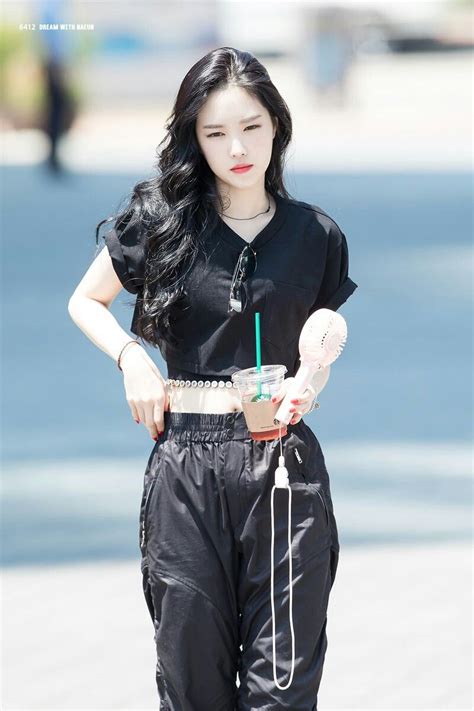 See more ideas about apink naeun, korean girl, son na eun. Apink Son naeun 손나은 孫나은 에이핑크 エーピンク mini fanmiting 07212018 ...