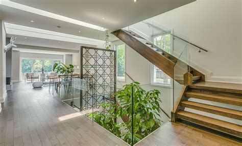 Glass has been in the leading frontier of modernizing the interior. The miracle of the void in architecture - Bamboo architecture