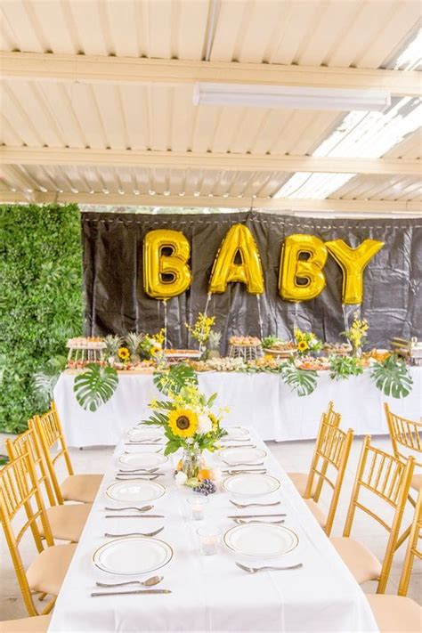 This cute idea will bring adorableness to the party. 10 Cutest Summer Baby Shower Themes - Shelterness