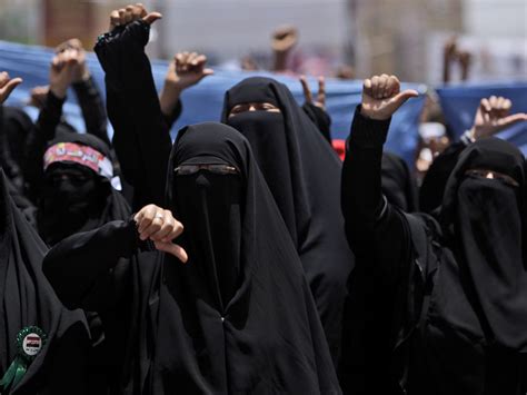 Report Yemeni Women Worse Off After Revolution Cbs News