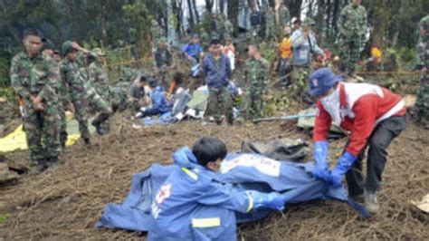 Kecelakaan Sukhoi Disebabkan Faktor Manusia BBC News Indonesia
