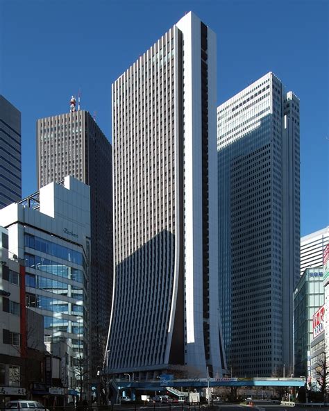 Filesompo Japan Head Office Building 2009 02 Wikimedia Commons