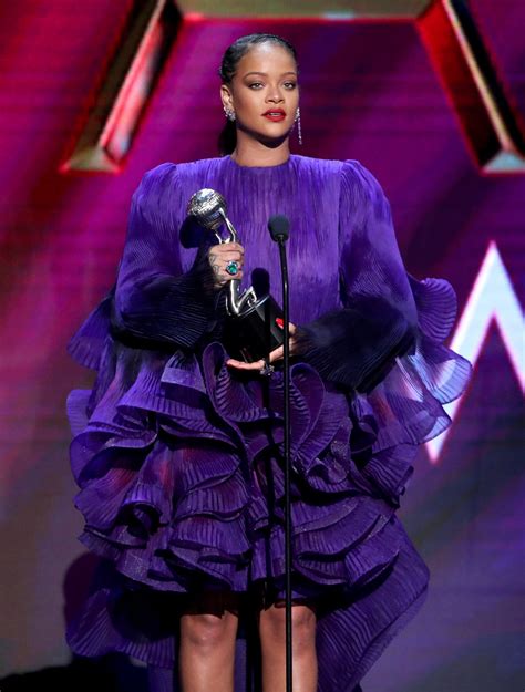 Rihanna Beautiful In Sexy Purple Dress At 51st Naacp Image Awards In Pasadena Hot Celebs Home
