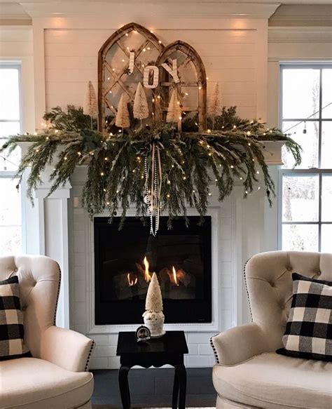20 Mantel Decorations For Christmas