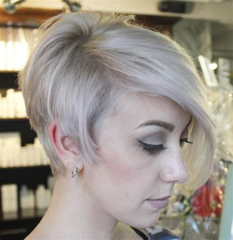 Funky Short Pixie Haircut With Long Bangs Ideas 70