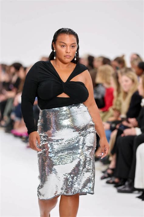 12 Most Famous Plus Size Models In The World